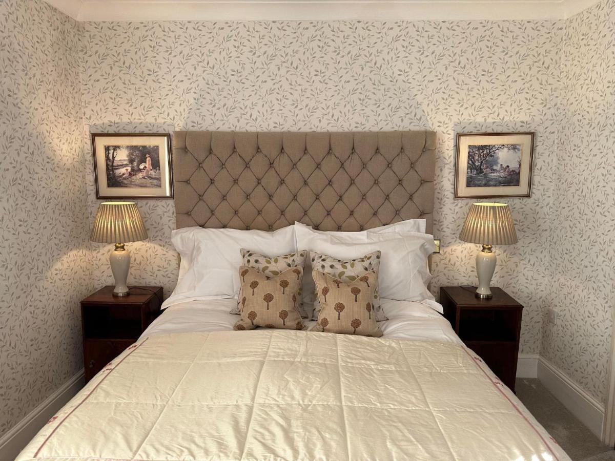 Burford Lodge Hotel - Adults Only Zewnętrze zdjęcie